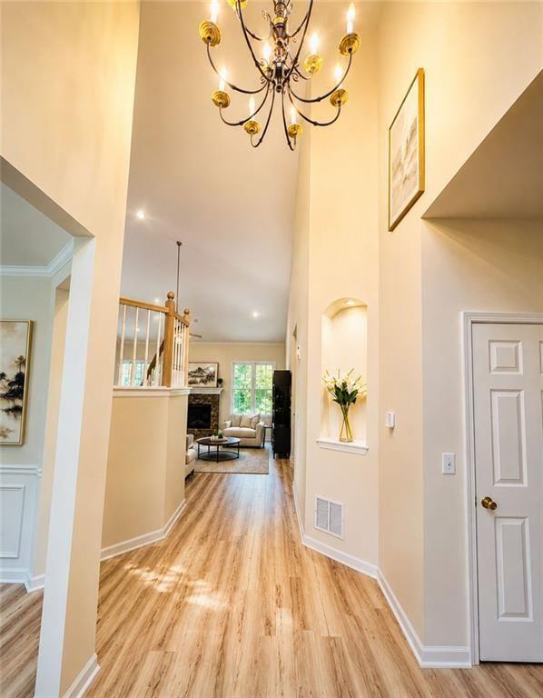 Photo - 87 Towne Park Dr