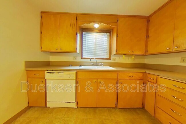 Photo - 560 NW 19th Unidad #2