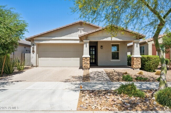 Building Photo - 5554 S Archer Rental