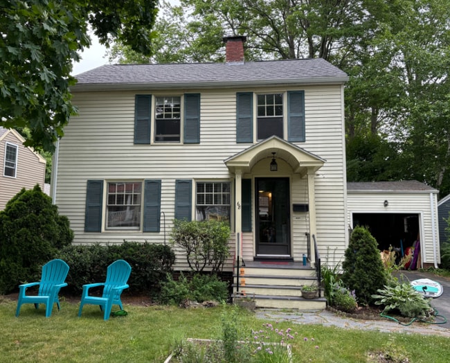 Building Photo - 68 Davis St