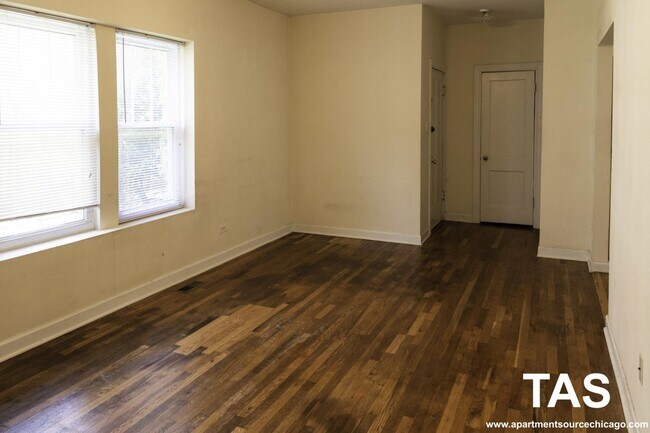 Photo - 3523 N Broadway Unit 1W