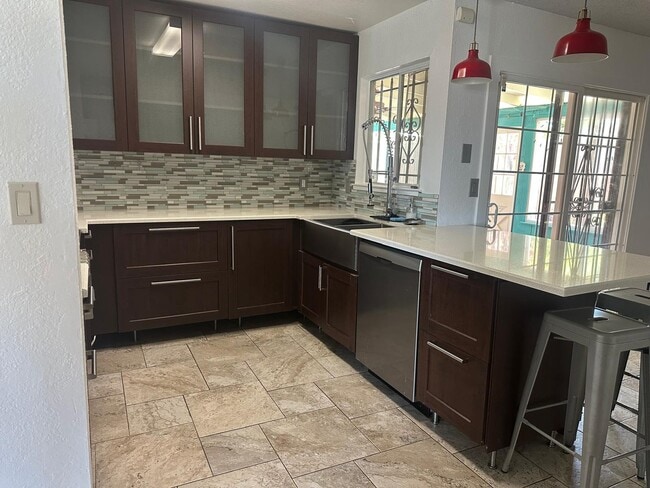 Photo - 115 Azalea Ct
