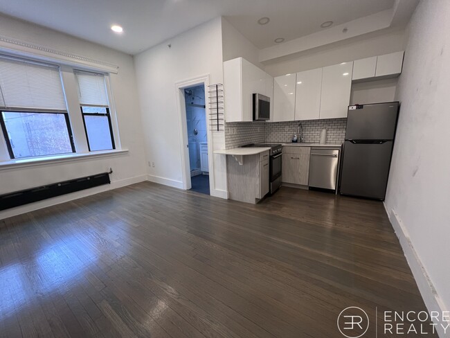 Photo - 11 Queensberry St Unit 3