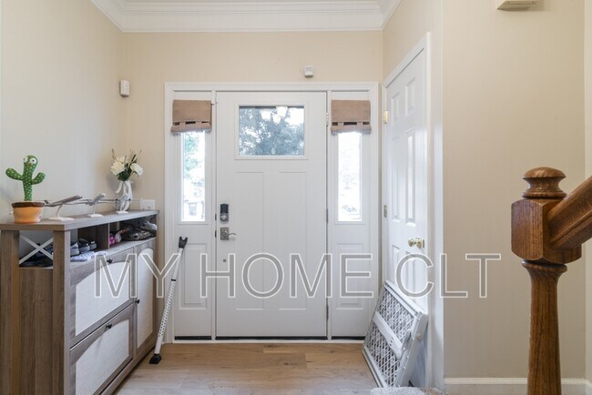 Photo - 10029 Dauphine Dr
