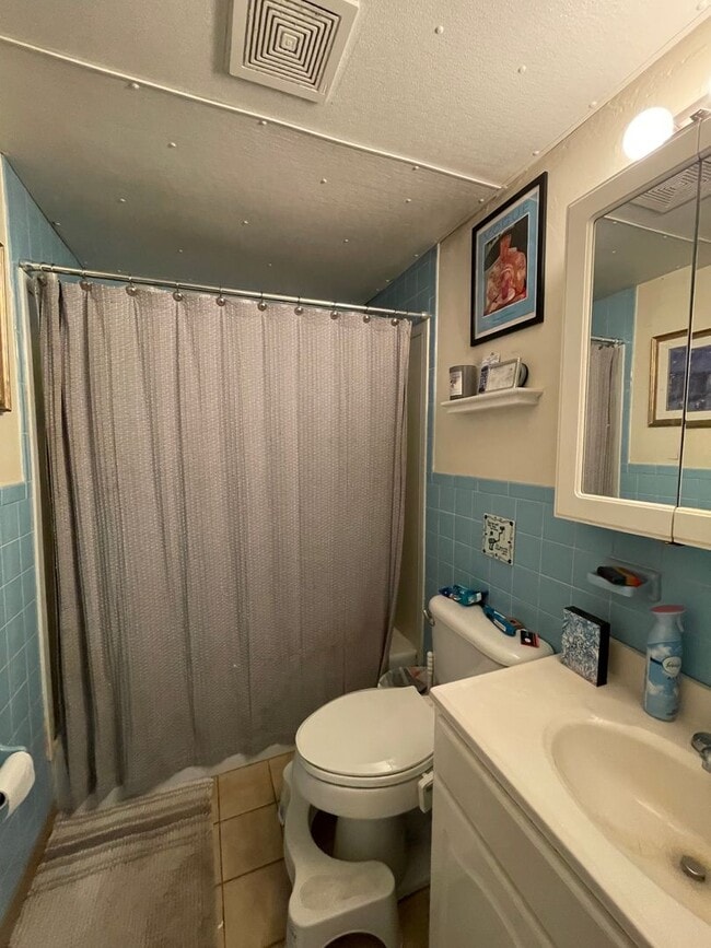 Photo - Spacious 3-Bedroom Heart of the South End – 3 Bed | 1 Bath |900 Sq F