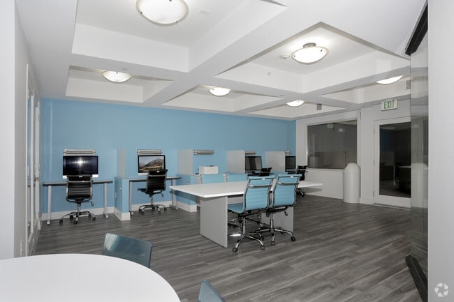 Photo - Tuscany Apartments Student Living