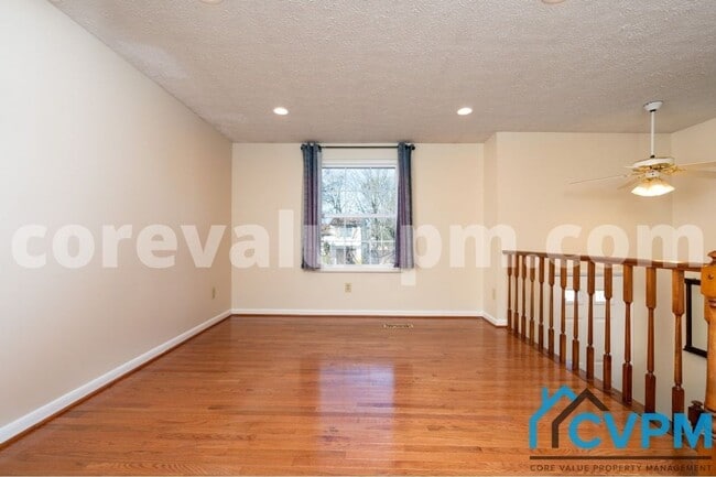 Photo - 7717 Baggins Rd