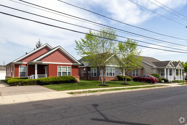 Roosevelt Manor