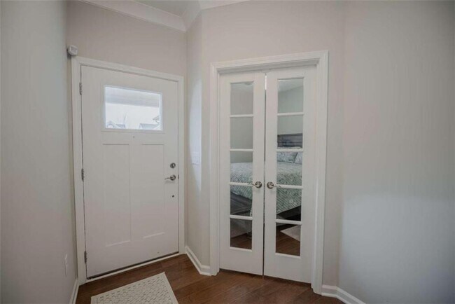 Photo - 5905 Deerbrook Ct