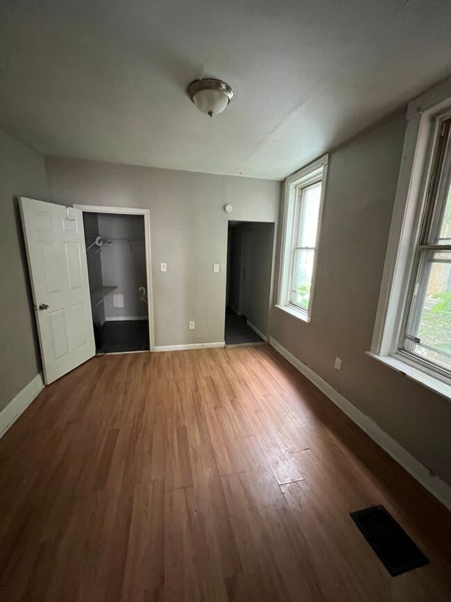 Photo - 3218 H St Unidad 1st Floor