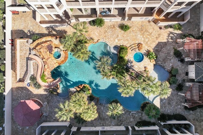 Photo - 14910 Leeward Dr Unit 304