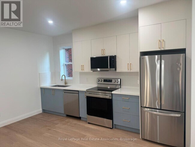 17 White Ave Unit 2 MF