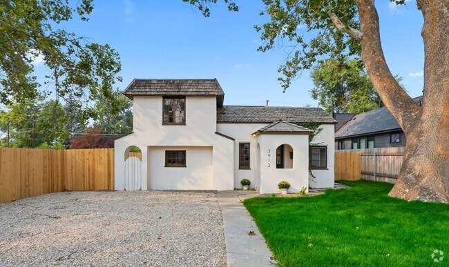 Building Photo - Updated 1930's Boise Bench Home
