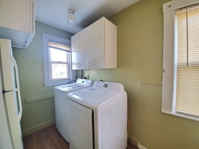 Photo - 31 Lyman Ave Unit 1A