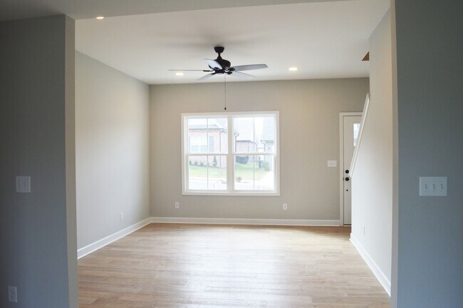 Photo - 1430 Village Lp
