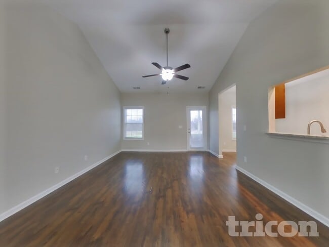 Photo - 809 Ellyson Dr