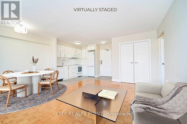 Photo - 1500 Bathurst St Unit 1405