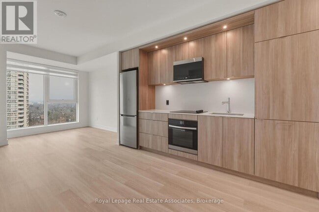 Photo - 25 Cordova Ave Unit 1402