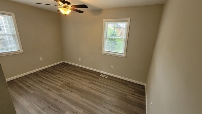 Dormitorio 1 - 400 N Third Ave