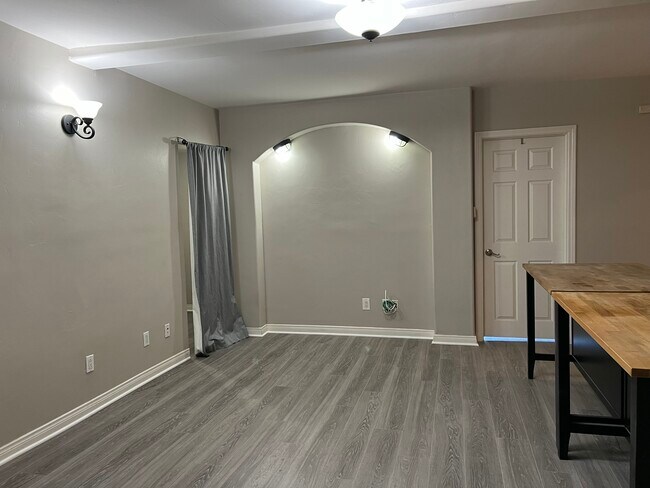 1820 Titus St Unit 1820 Titus Duplex