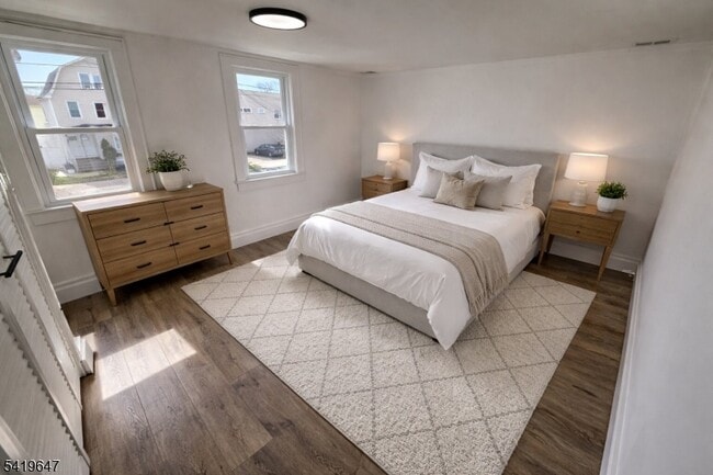 Photo - 611 New York Ave Unidad 2