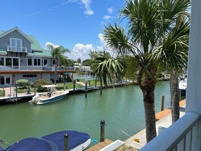 Photo - 1BR/1BA Newly Renovated Canal front Condo ... Unit 285