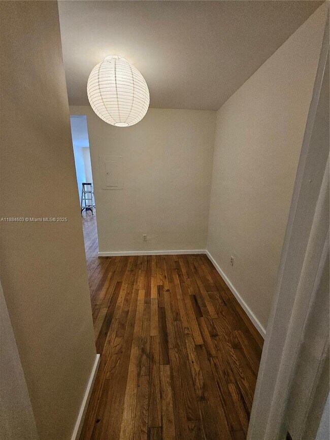 Photo - 745 13th St Unidad 16