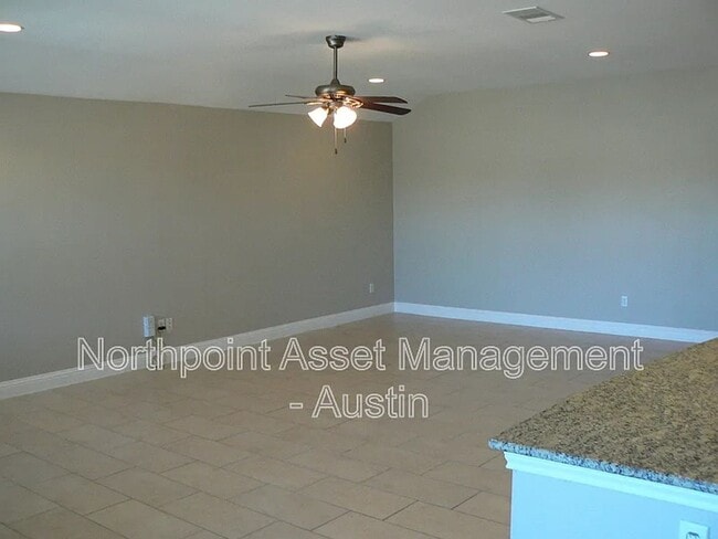 Photo - 3304 De Torres Cir