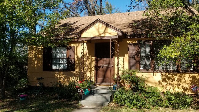 Front of house - 644 Choctaw Rd House