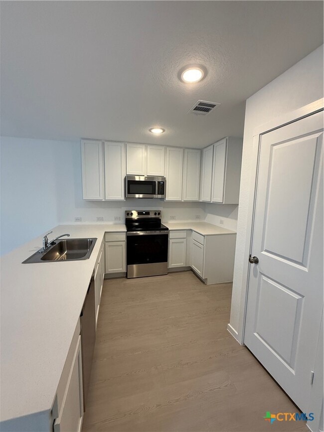 Photo - 315 Moscato Rd