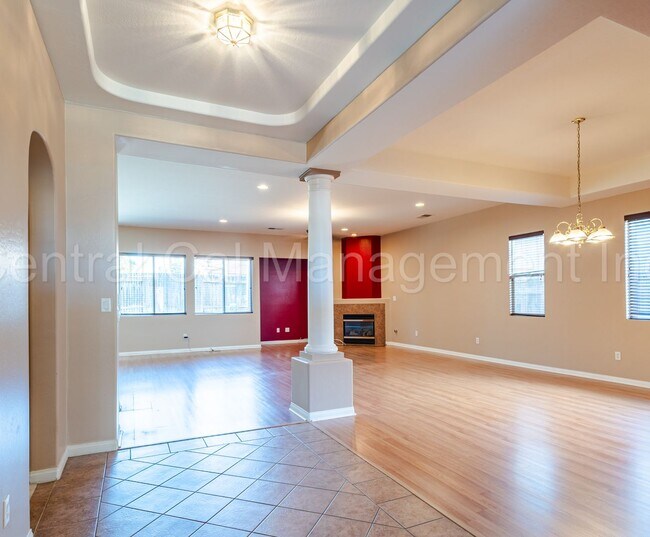 Photo - 3 Bedroom/2 Bath Home with an office and paid solar - $2695 per month!