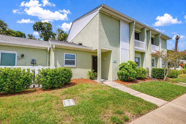 Photo - 230 Cypress Pl