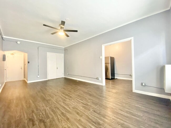 Photo - Valdamour Apartments