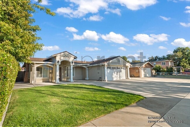 Photo - 4074 Forestbrook Way