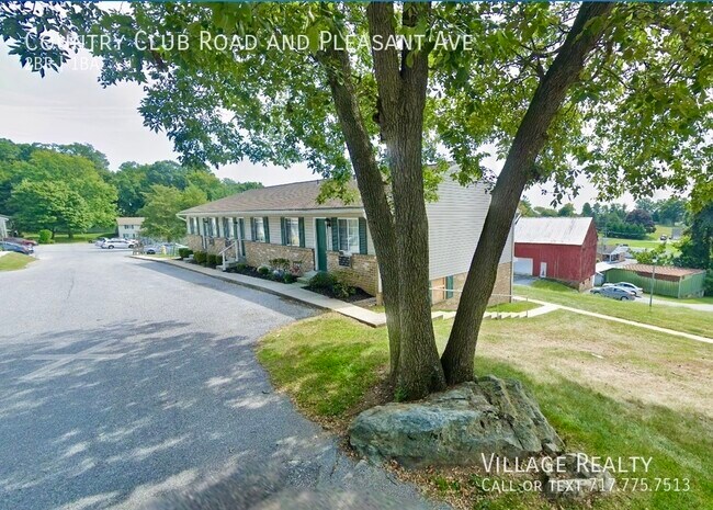 ONE MONTH FREE! Roomy 2-bed w/ on-site lau... - ONE MONTH FREE! Roomy 2-bed w/ on-site lau... Apartment Unit A
