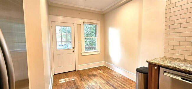 Photo - 1067 Lanier Blvd NE
