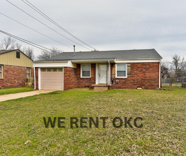 Photo - 207 E Marshall Dr