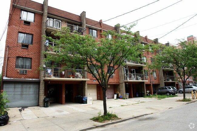 Photo - 13917-13931 34th Ave