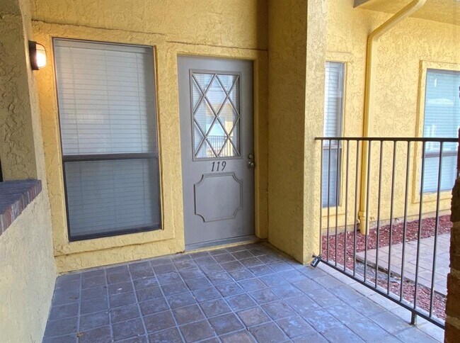 Photo - 806 W 24th St Unit 119
