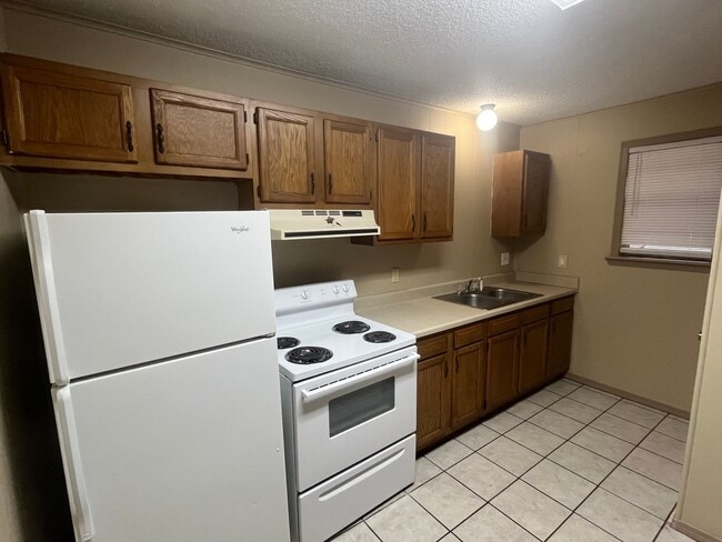 Photo - 702-708 E 11th ST Unit 706