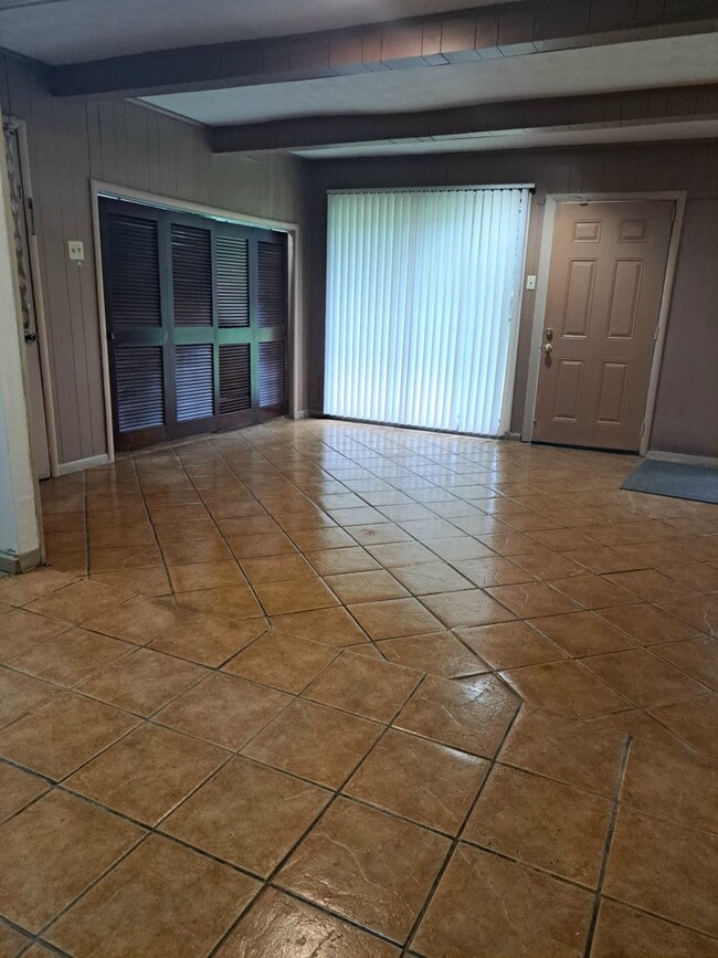 Photo - 1351 Janis Dr