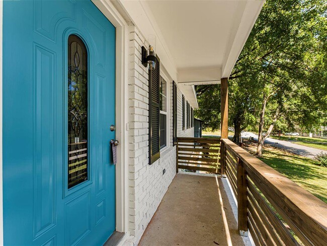Photo - 6371 Westbury Rd