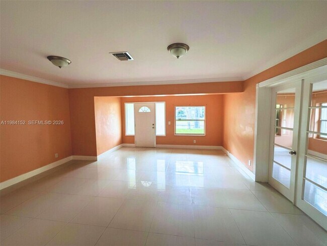 Photo - 14215 NE 9th Ave
