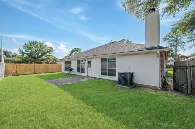 Photo - 22623 Round Valley Dr