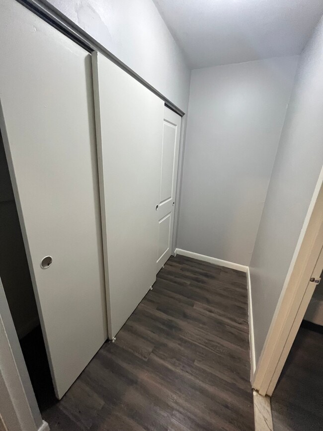 Photo - 30 Gillett St Unit 1B