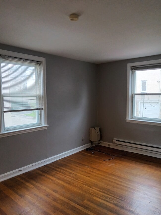 Photo - 2321 Haverford Rd Unit B