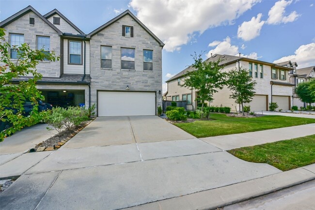 Photo - 16207 Rattlesnake Run Trail