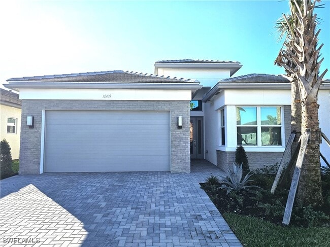Photo - 12439 Purple Ficus Wy House