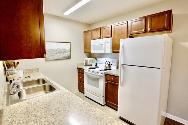 Ashwood - 1BR/1BTH