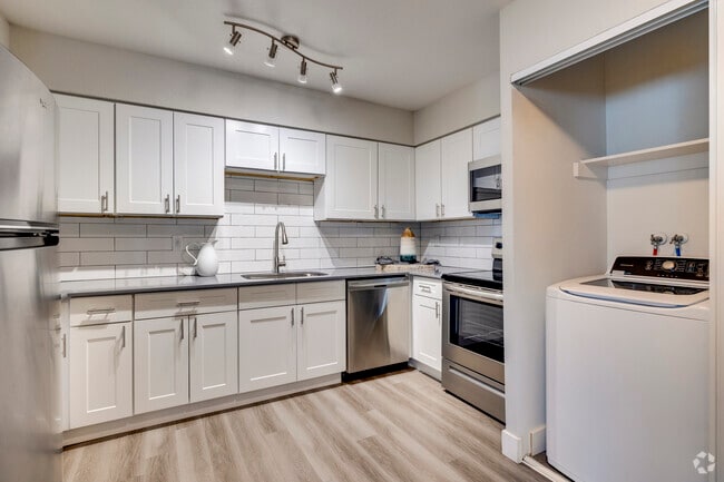 Kitchen - Reef 2BR, 1BA - 672SF